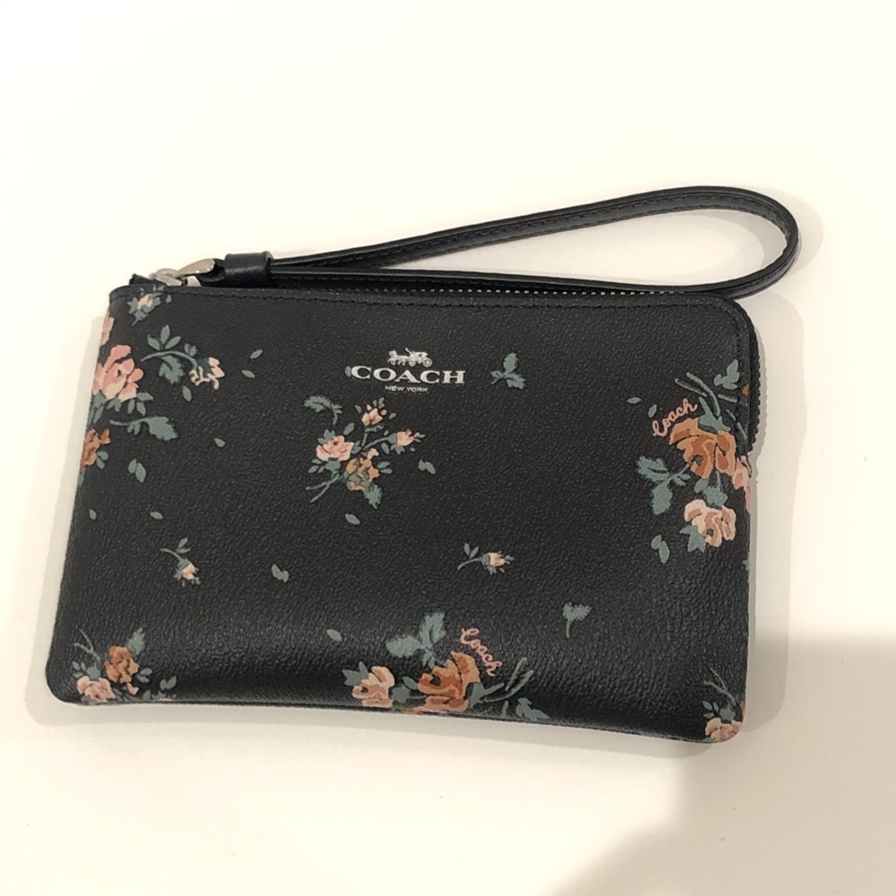 Coach floral wristlet NEW with TAG